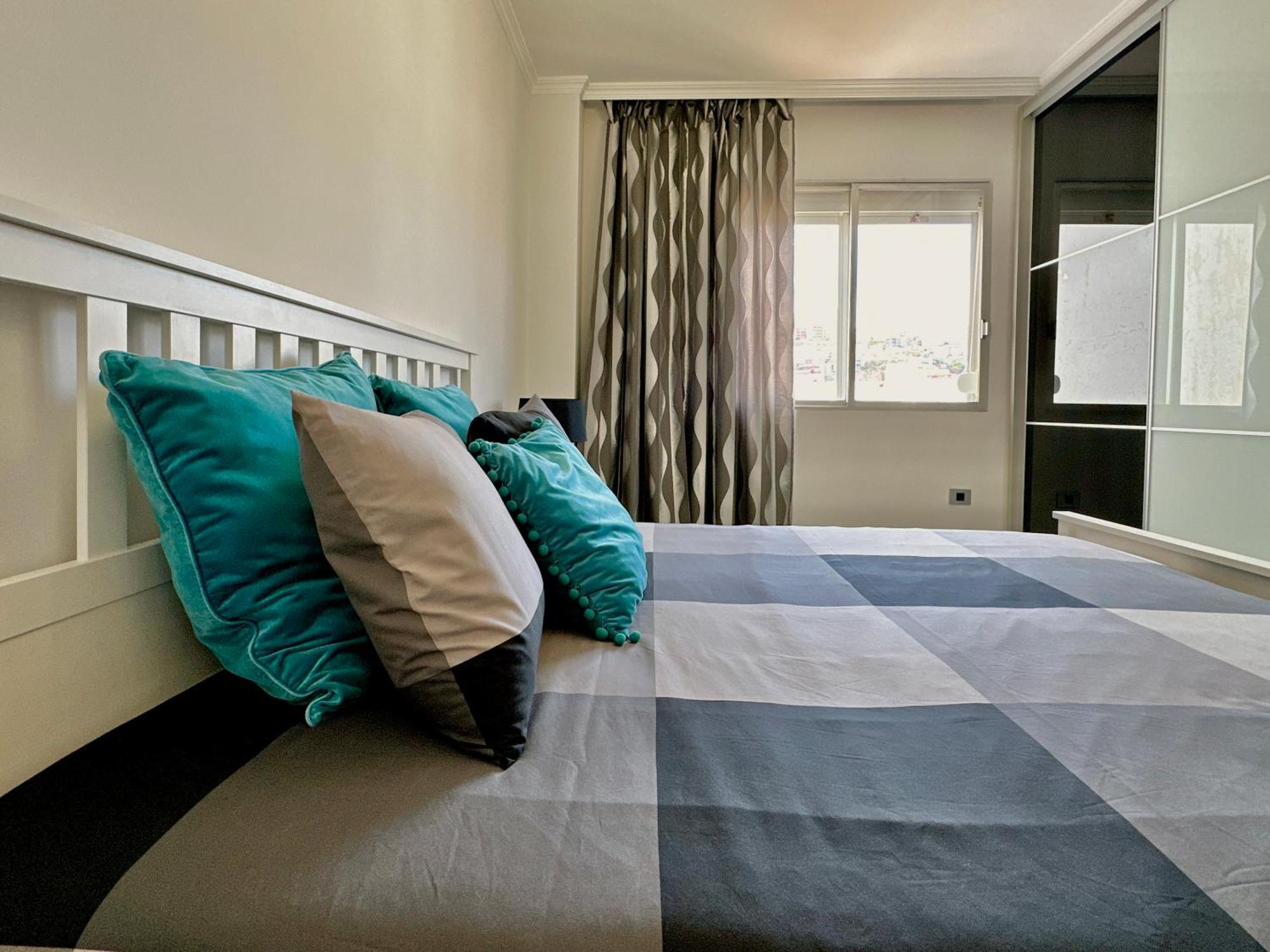 Hostiguest Coliving Leon Y Castillo Las Palmas de Gran Canária Exterior foto